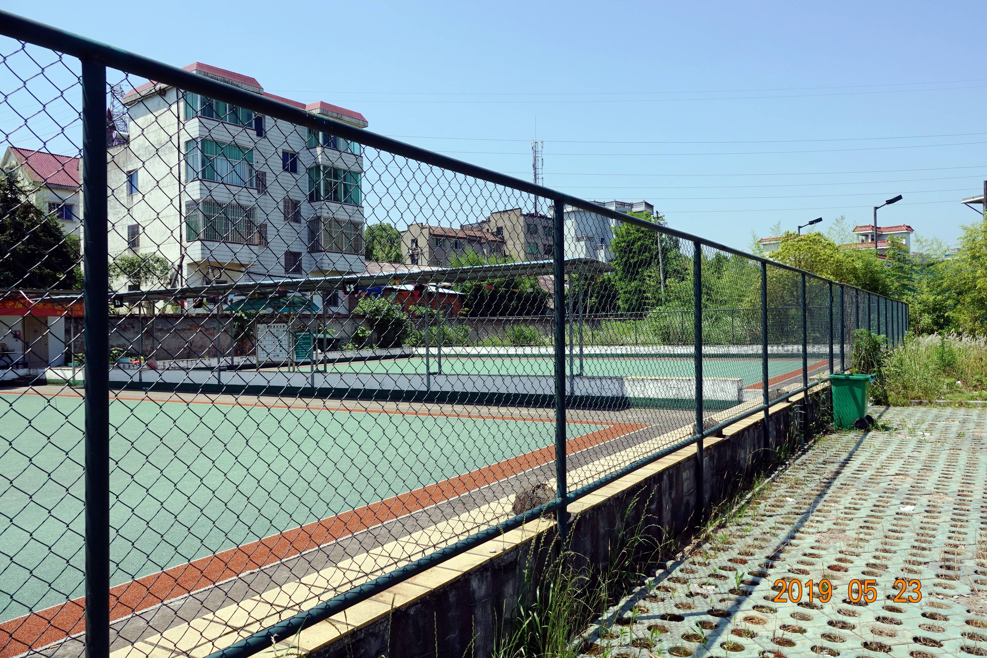 包含足球场馆智能安检系统覆盖主要城市，公共安全保障提升的词条