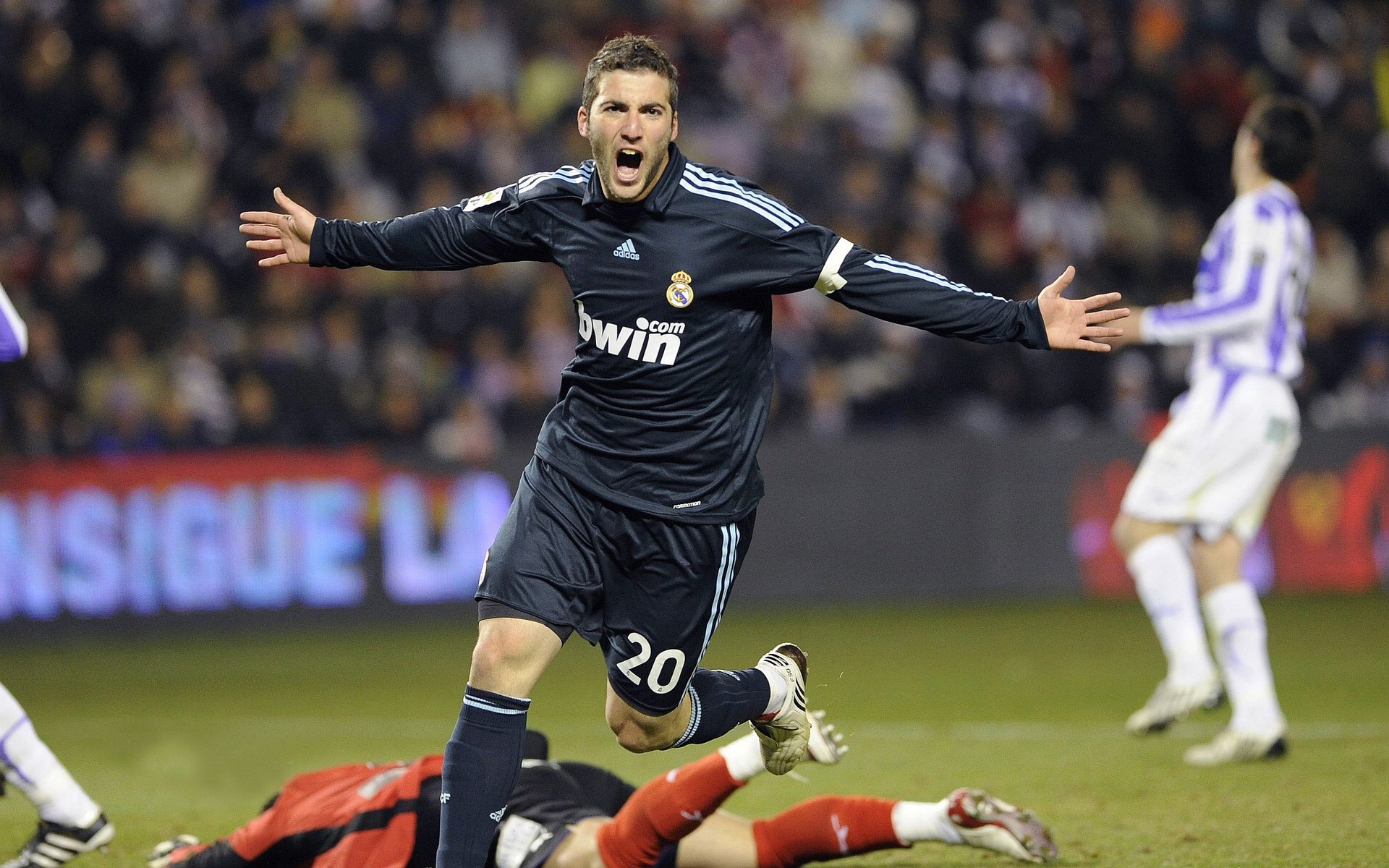 星空体育最新下载-_网球运动员分享:比赛背后的坚持与梦想_,网球励志